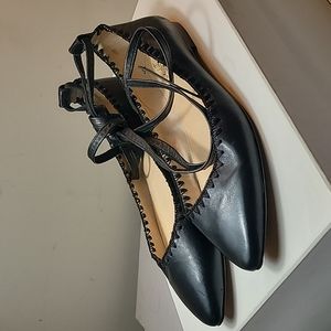 Vince Camuto Braneeda black leather ankle tie pointed toe ballet flats size 8M